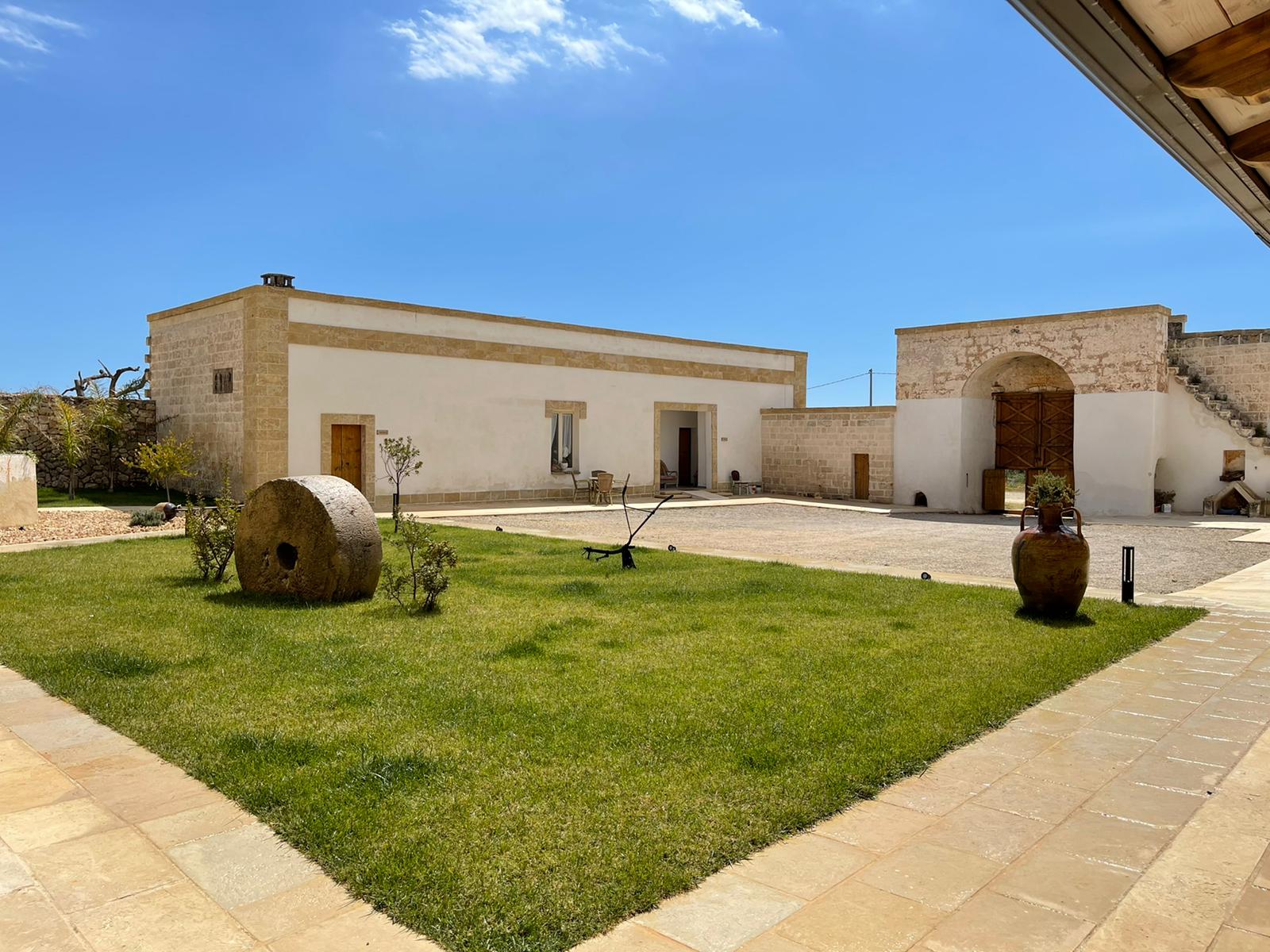 Esterno masseria Porto Cesareo