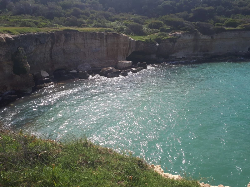 Salentissimo.it: I Faraglioni di Sant Andrea - Sant Andrea - Melendugno, spiagge del Salento