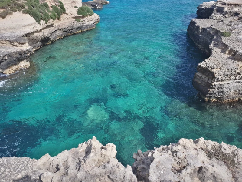 Salentissimo.it: I Faraglioni di Sant Andrea - Sant Andrea - Melendugno, spiagge del Salento