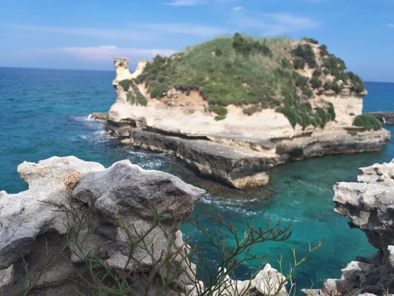 Salentissimo.it: I Faraglioni di Sant Andrea - Sant Andrea - Melendugno, spiagge del Salento