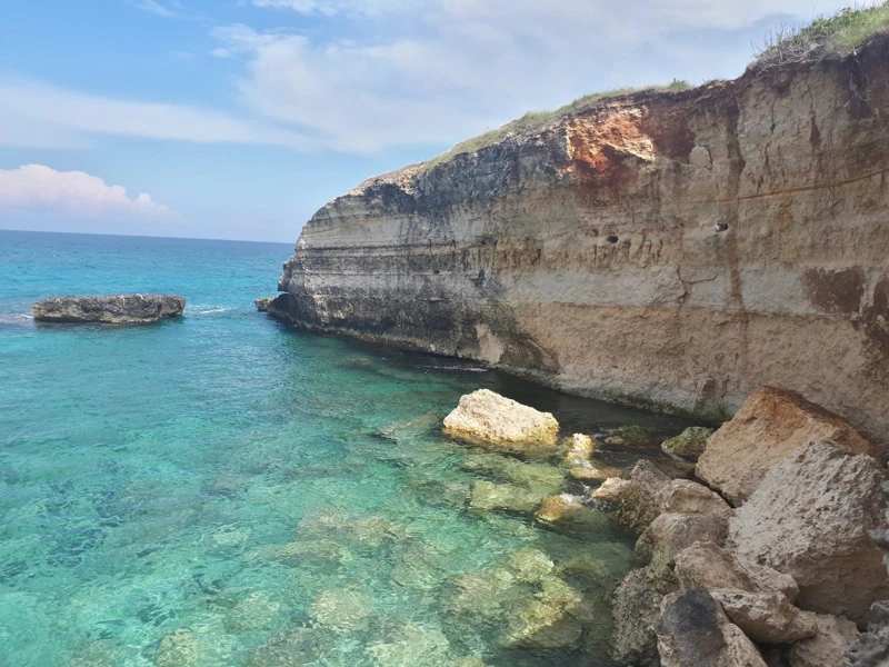 Salentissimo.it: I Faraglioni di Sant Andrea - Sant Andrea - Melendugno, spiagge del Salento
