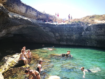 Salentissimo.it: Grotta della Poesia - Roca Vecchia - Melendugno, spiagge del Salento