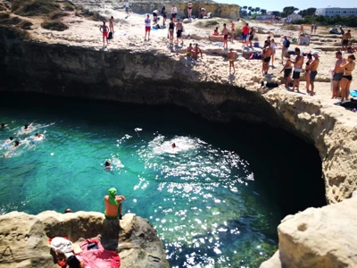 Salentissimo.it: Grotta della Poesia - Roca Vecchia - Melendugno, spiagge del Salento
