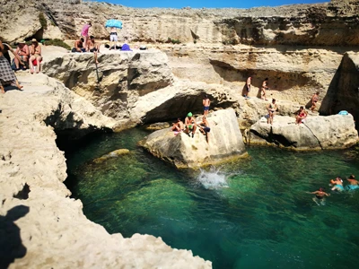 Salentissimo.it: Grotta della Poesia - Roca Vecchia - Melendugno, spiagge del Salento