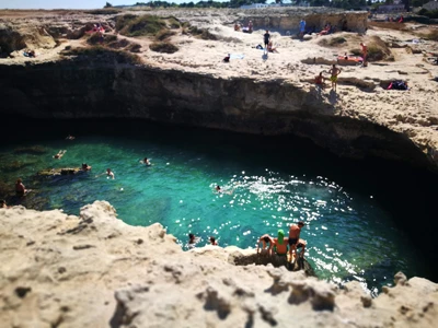 Salentissimo.it: Grotta della Poesia - Roca Vecchia - Melendugno, spiagge del Salento