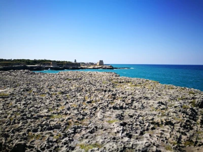 Salentissimo.it: Grotta della Poesia - Roca Vecchia - Melendugno, spiagge del Salento