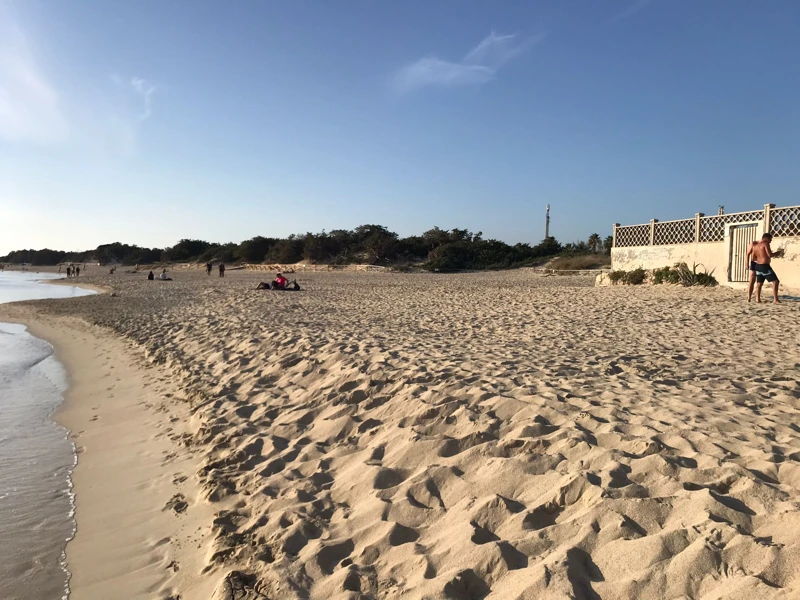 Salentissimo.it: Spiaggia libera delle Dune - Porto Cesareo, spiagge del Salento