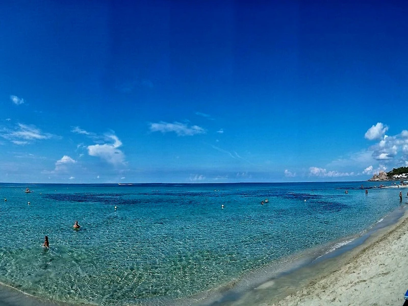 Salentissimo.it: Stabilimento balneare Aeronautica Militare - Lido Conchiglie - Sannicola, spiagge del Salento