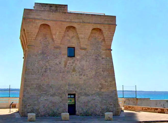 Salentissimo.it: Torre San Giovanni La Pedata -  Gallipoli, spiagge del Salento