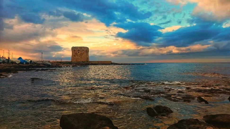 Salentissimo.it: Torre Specchiolla - Casalabate - Squinzano-Trepuzzi, spiagge del Salento