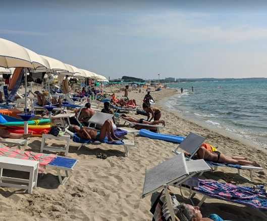 Salentissimo.it: Bikini Beach -  Gallipoli, Plages du Salento