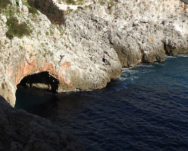Salentissimo.it: Grotta Grande del Ciolo -  Ciolo, spiagge del Salento