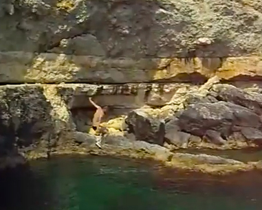 Salentissimo.it: Grotta del Diavolo -  Santa Maria di Leuca - Castrignano del Capo, spiagge del Salento