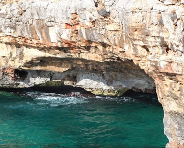 Salentissimo.it: Grotta della Stalla - Felloniche - Patú, spiagge del Salento