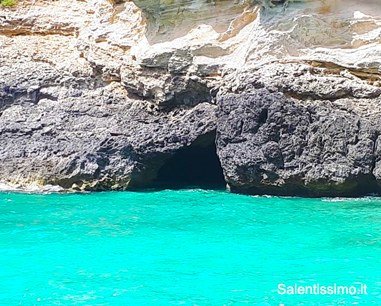 Salentissimo.it: Grotta delle Ancore -  Porto Miggiano, spiagge del Salento