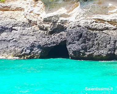 Salentissimo.it: Grotta delle Ancore - Porto Miggiano - Santa Cesarea Terme, spiagge del Salento