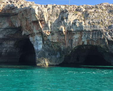Salentissimo.it: Grotta delle Tre Porte -  Felloniche - Patú, spiagge del Salento