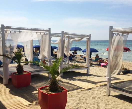 Salentissimo.it: Holiday Beach Club -  Rivabella - Gallipoli, サレントのビーチ