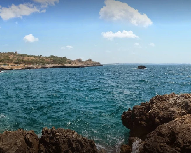 Salentissimo.it: La Reggia di Galatone - Santa Maria al Bagno - Nardò, spiagge del Salento