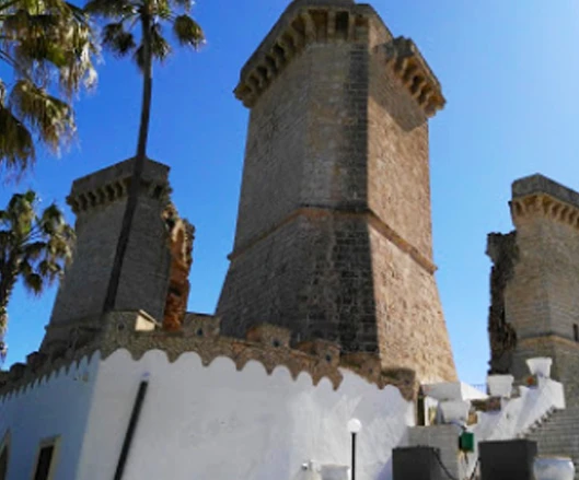 Salentissimo.it: Le Quattro Colonne - Santa Maria al Bagno - Nardò, 萨兰托海滩