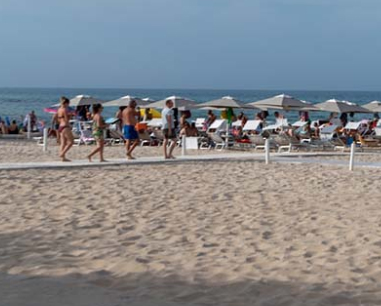 Salentissimo.it: Mosquito Beach Bar -  Casalabate, spiagge del Salento