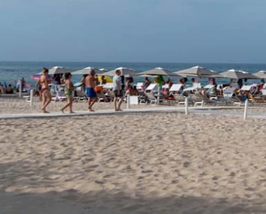 Salentissimo.it: Mosquito Beach Bar - Casalabate - Squinzano-Trepuzzi, spiagge del Salento