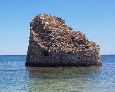 Salentissimo.it: Spiaggia di Torre Pali - Torre Pali - Salve, spiagge del Salento