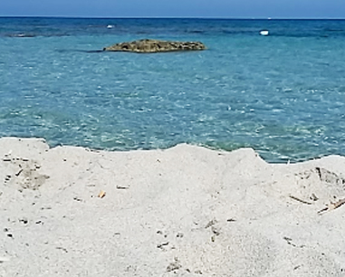 Salentissimo.it: Spiaggia delle Isole Asce -  San Foca - Melendugno, Salento rannad